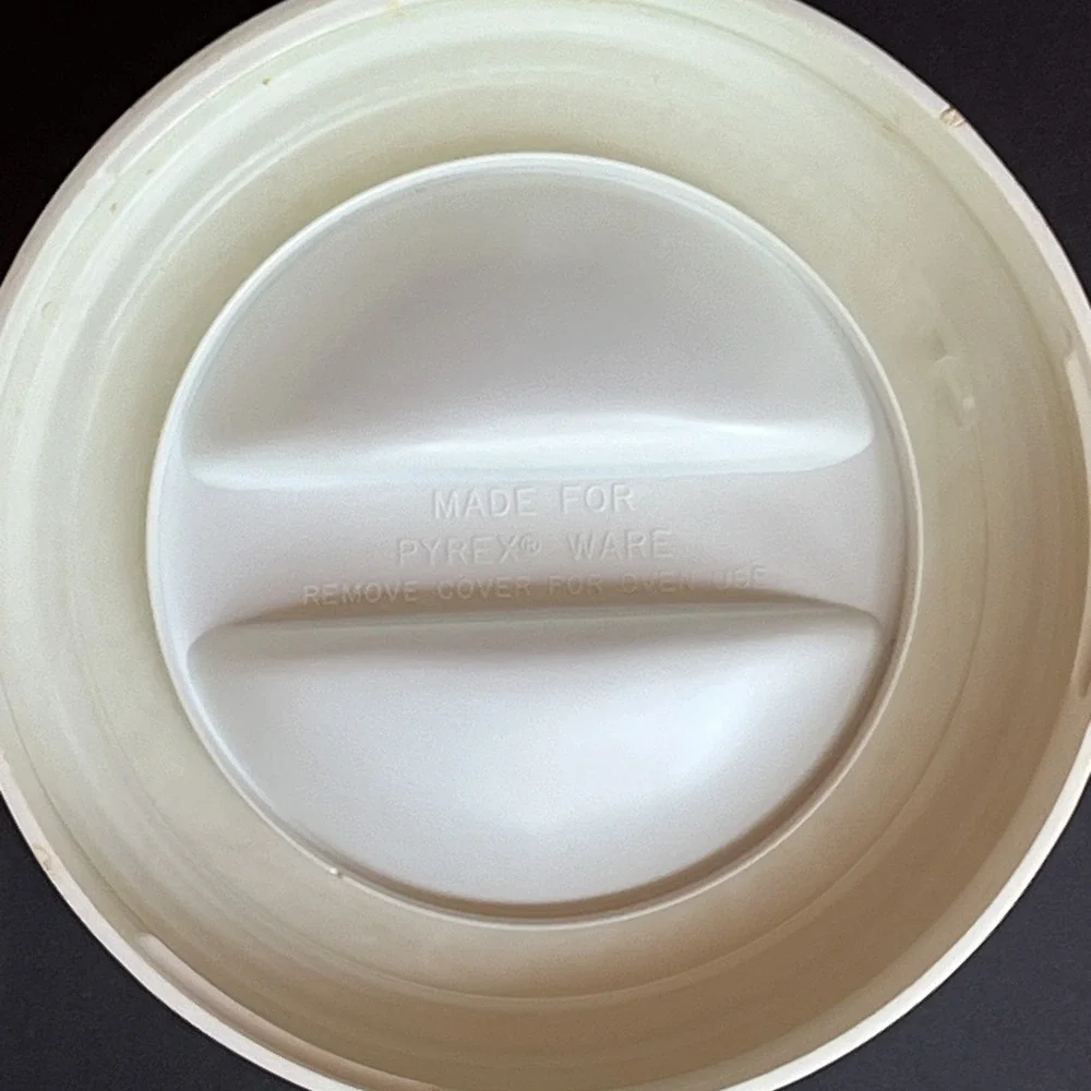 VTG Pyrex Store N See Glass Canister White Twist Lid W/ Seal 1970s Small MadeUSA